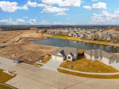 Building Photo - 5864 E Central Park Ave