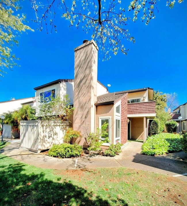 Building Photo - Spacious Two-Story 3bd Townhouse With Private Patios, Balcony, & Garage