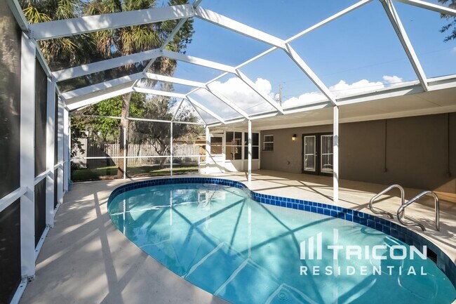 Building Photo - 3012 Lalani Blvd