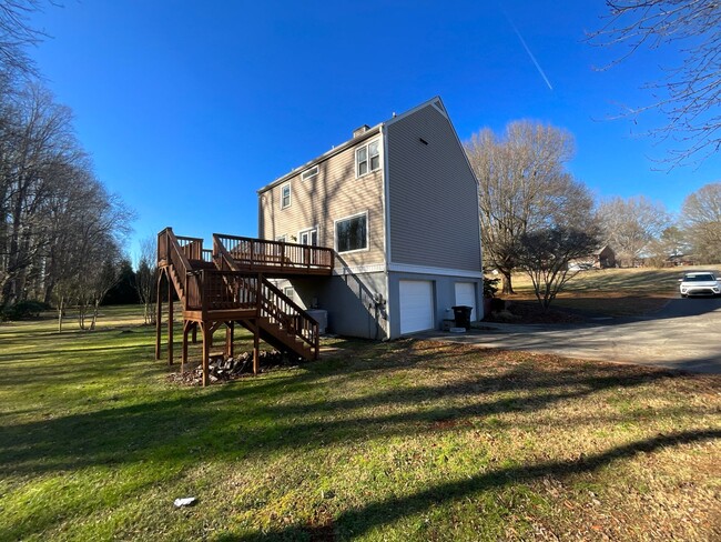 Building Photo - Now Available! 3 Bedroom, 2.5 Bath Home in...