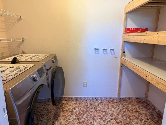 Building Photo - 1219 Kempton Chase Pkwy