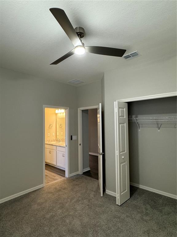 Building Photo - 1008 Aruba Ave