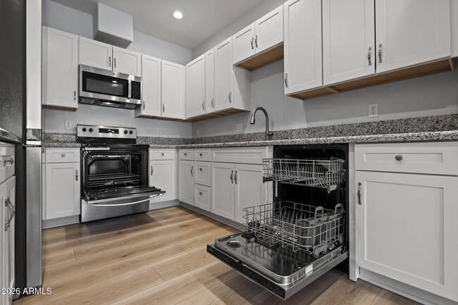 Building Photo - 1257 White Spar Rd