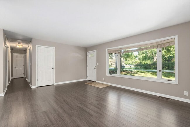 Building Photo - 16340 S McGrath Dr