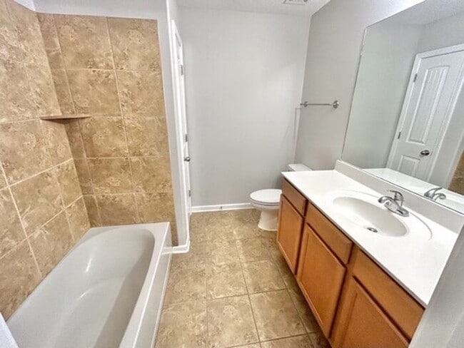 Building Photo - Affordable renovated 4BR home near Hacks Cross & 385