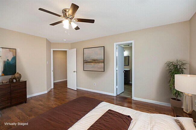 Building Photo - 1207 Bartlett Cove Dr