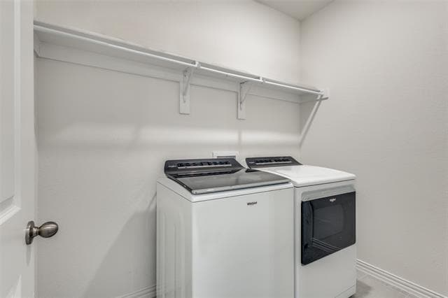 Building Photo - 313 Thorn Crk Dr