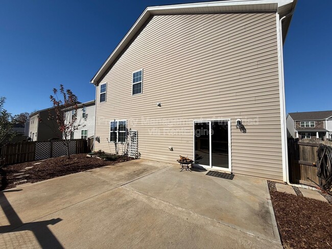 Building Photo - 610 Spaulding St