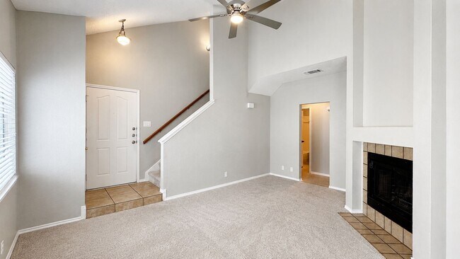 Building Photo - Northwest San Antonio Rental - 3/2 - Near SeaWorld, Alamo Ranch & Lackland AFB