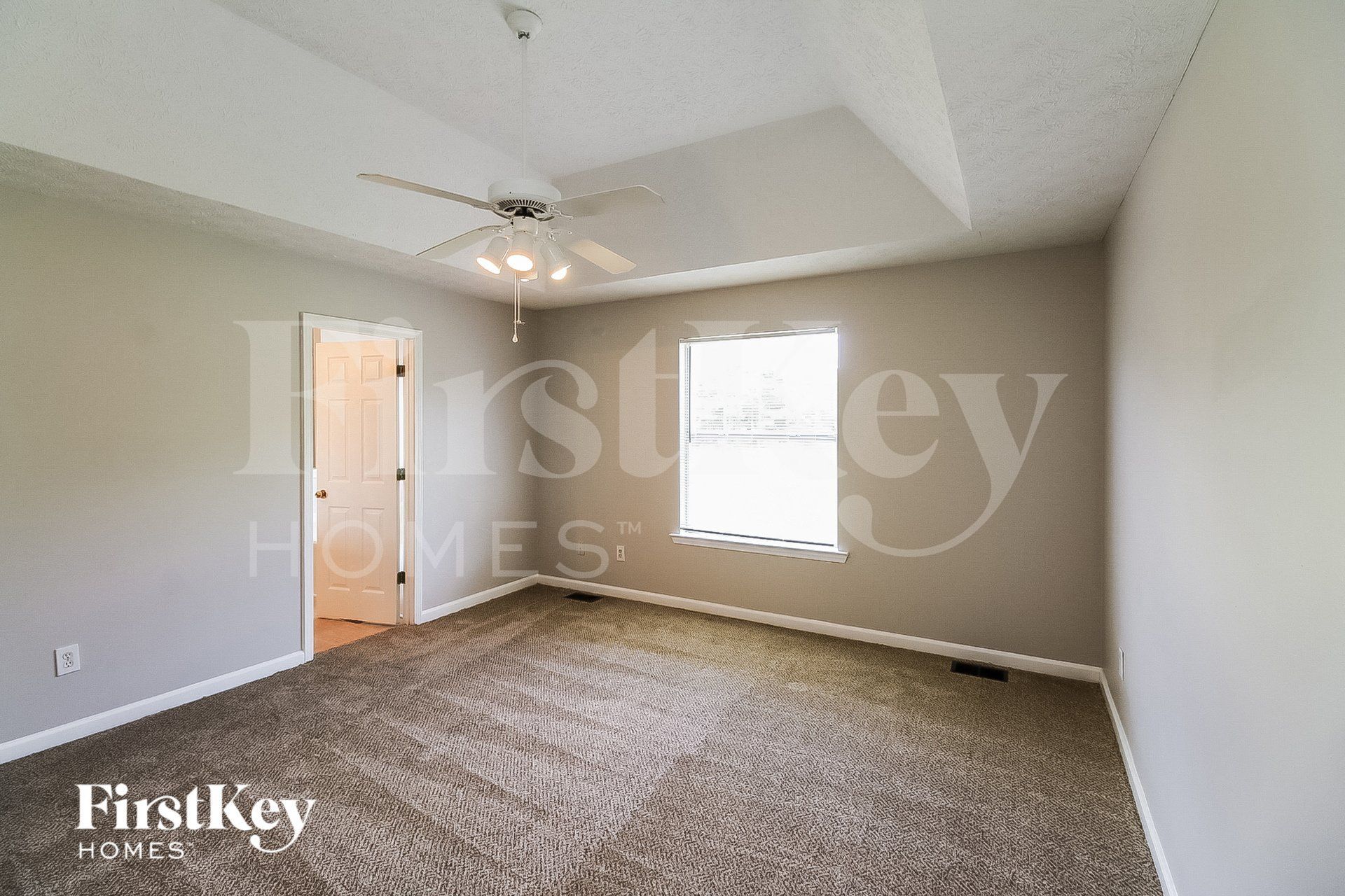 Building Photo - 8153 Mountain Pass