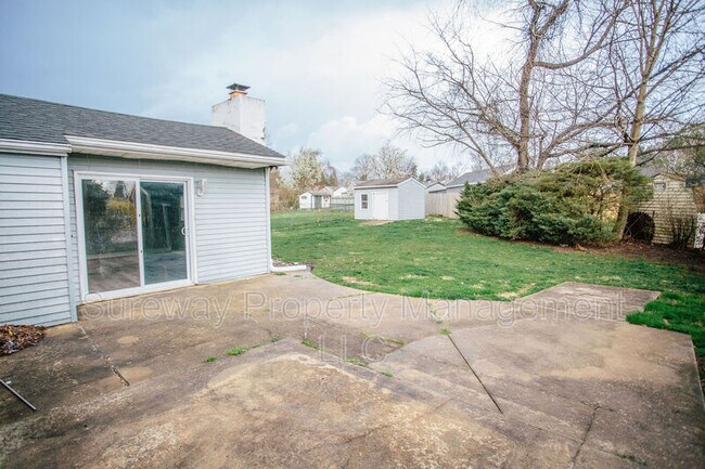 Building Photo - 19 Estate Rd