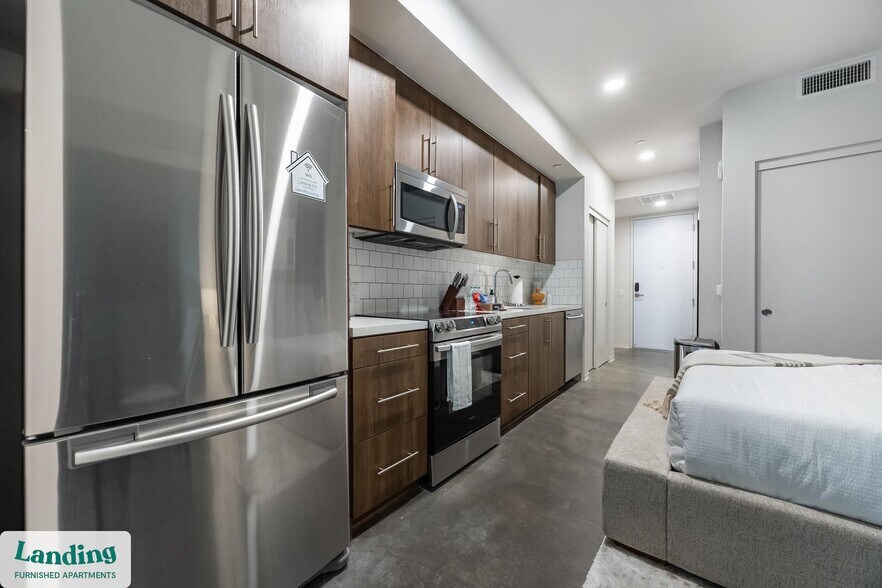 Building Photo - 372 Fourth Ave