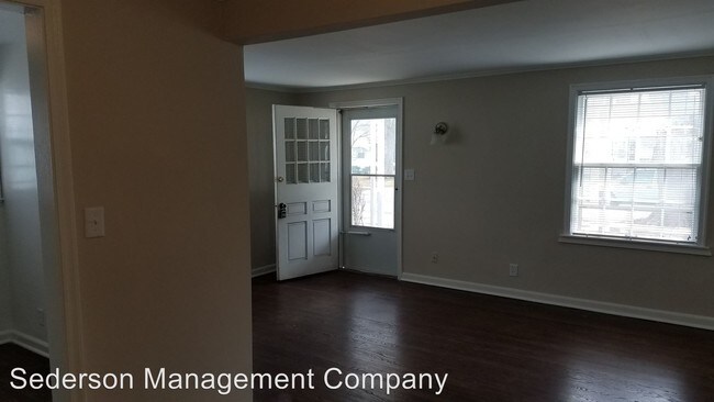 Building Photo - 514 E 27th Ave