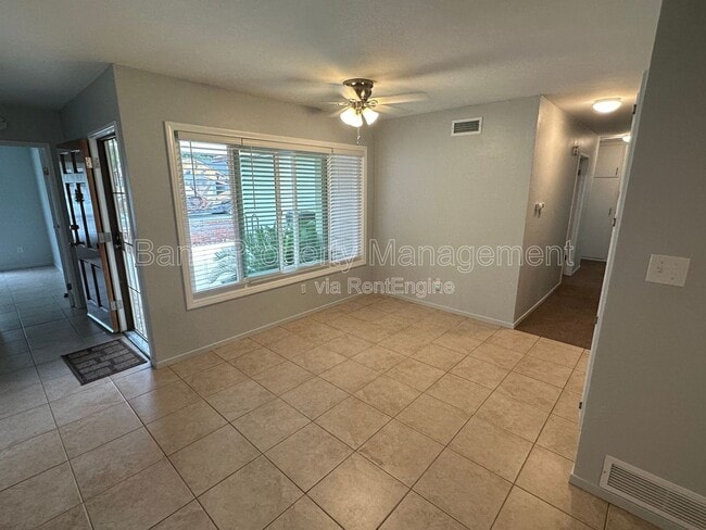 Building Photo - 4859 Campanile Dr