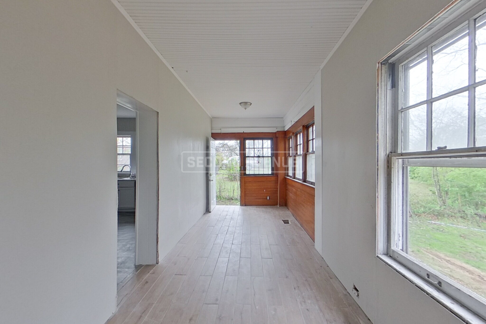 Building Photo - 916 Indiana St