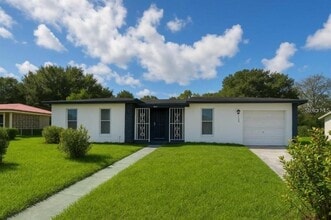 Building Photo - 1048 Wakefield Cir