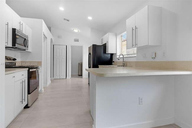 Building Photo - 9264 SW 209th Terrace