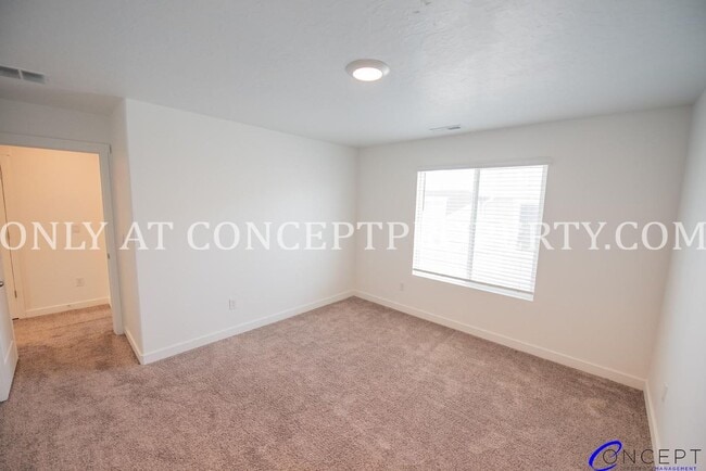 Building Photo - Brand-New Beautiful Spacious Modern Townhome in Lehi with Luxury Finishes & Prime Amenities