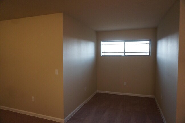 Building Photo - 5263 Moore Loop