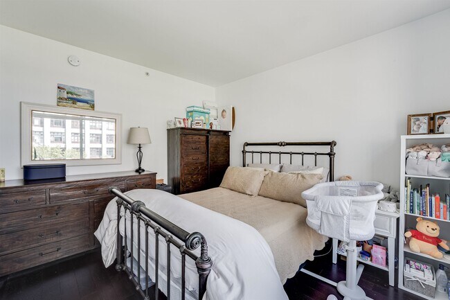 Building Photo - 1450 Washington St