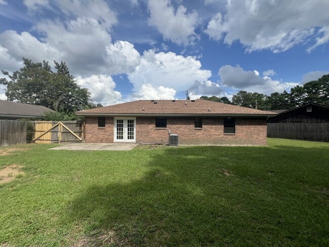 Building Photo - Home for Rent