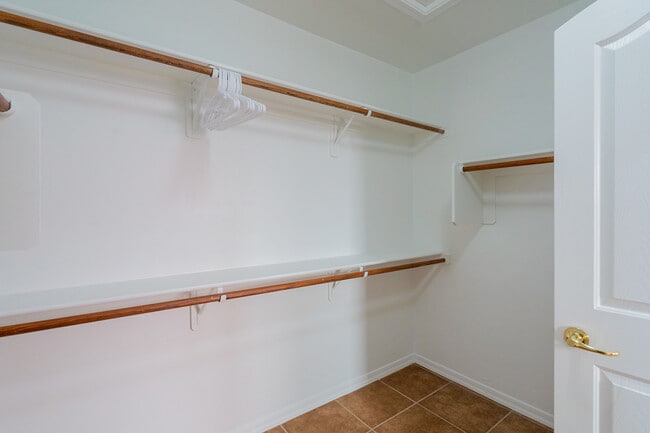 Building Photo - 5109 N Pelican River Way