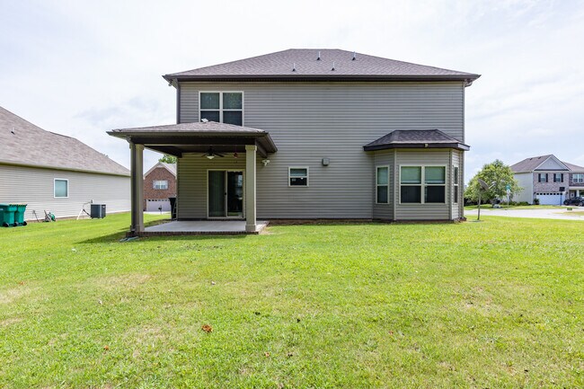 Building Photo - 1061 Daniel Ln