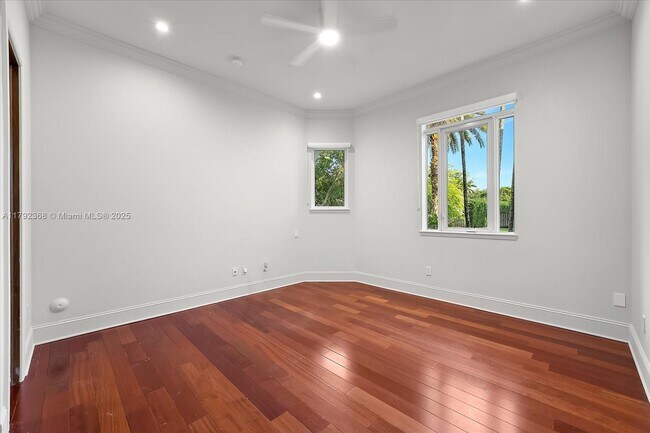 Building Photo - 9463 SW 123rd Terrace