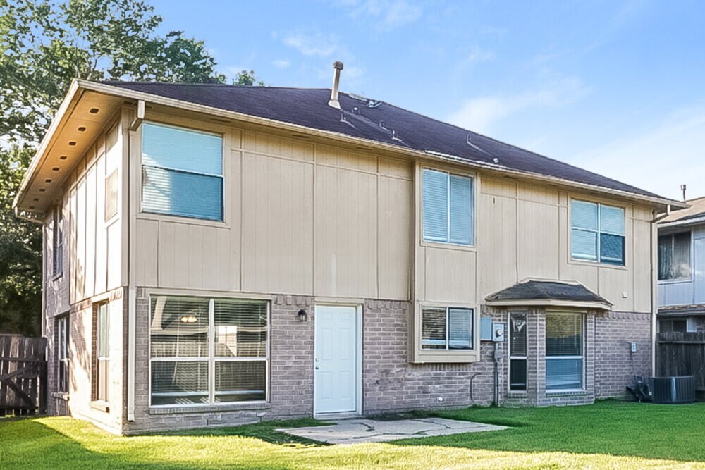 Building Photo - 1909 Wildwood Ridge Dr