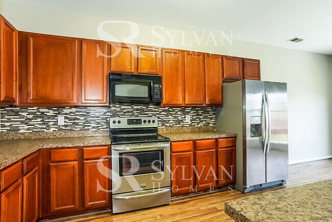 Building Photo - Life Just Got Better!