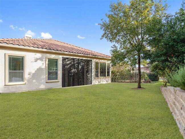 Building Photo - 403 Indianwood Dr