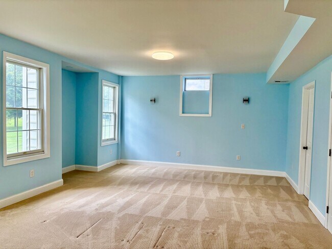 Building Photo - 5634 Annenberg Ct