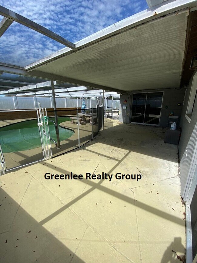 Building Photo - Fully Updated 3 Bed/2Bath Pool Home in New...