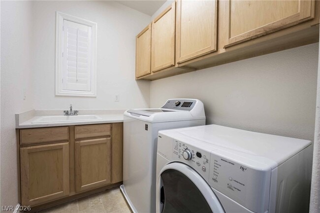 Building Photo - 2417 Granada Bluff Ct