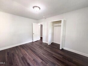Building Photo - 5214 Thurman Way