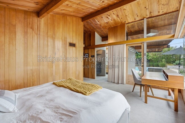 Building Photo - 1541 Garrison Pl