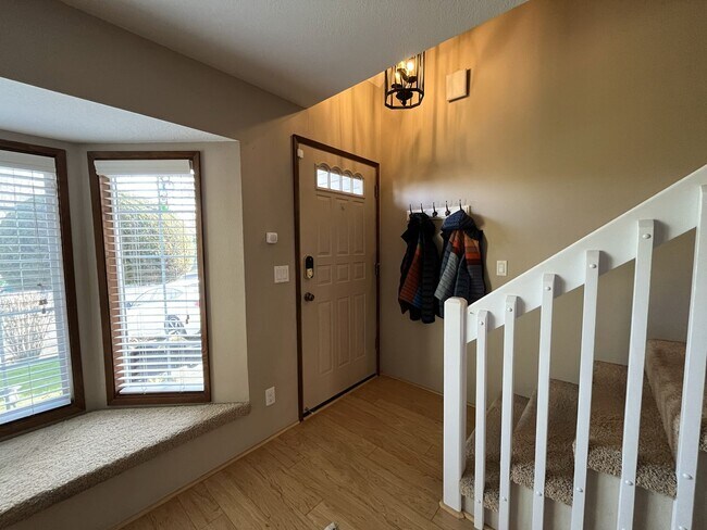 Building Photo - Light-Filled Three Bedroom Home with Private Bonus Space and Outdoor Living