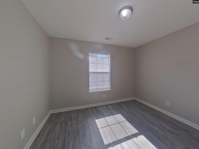 Building Photo - 112 Candar Ct