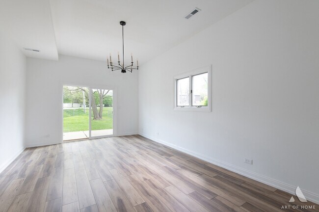 Building Photo - 1170 McCarthy Rd