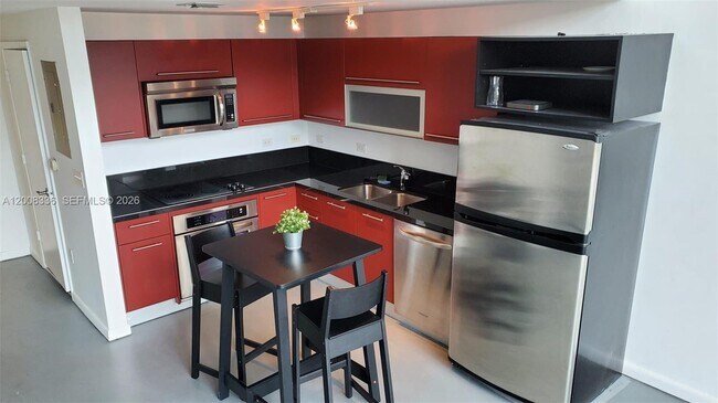 Building Photo - 253 NE 2nd St