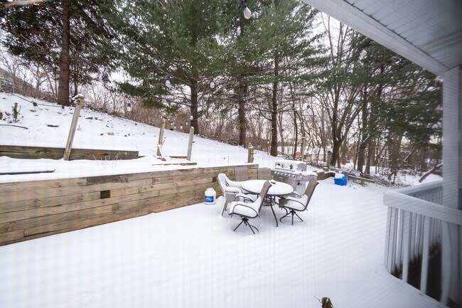 Building Photo - 1574 Stephanie Cir