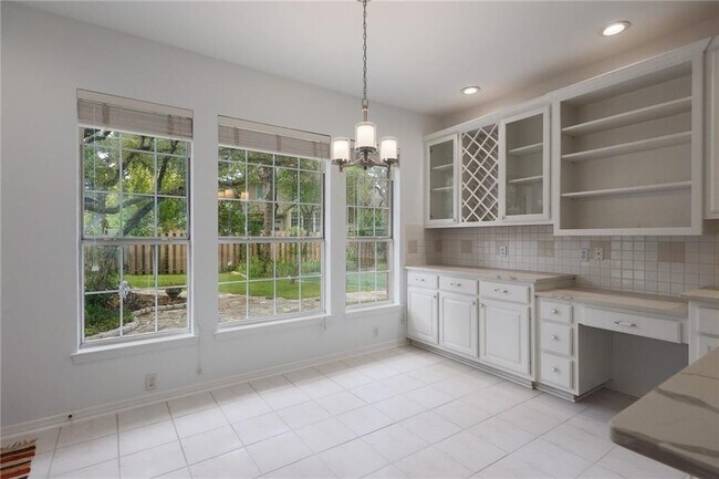 Building Photo - 10425 Indigo Broom Loop