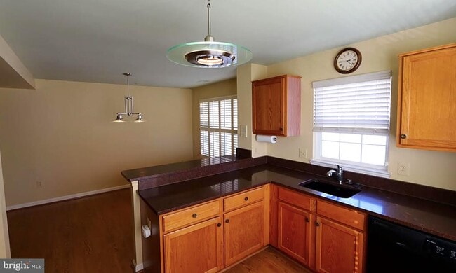 Building Photo - 174 Kendrick Pl