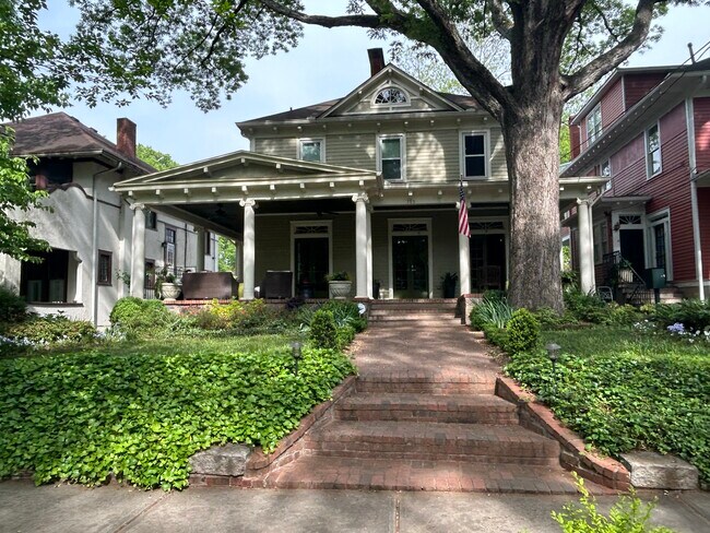 Primary Photo - 795 Myrtle St NE