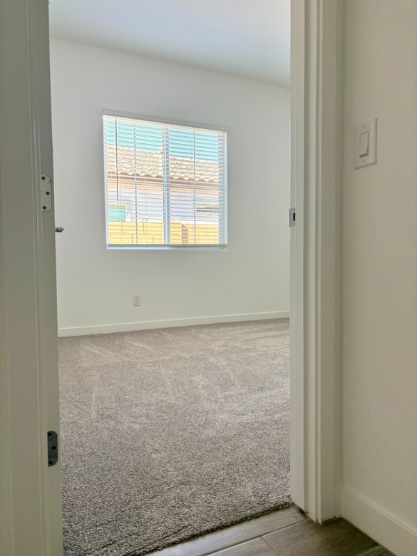 Building Photo - 456 S Jacana Ln