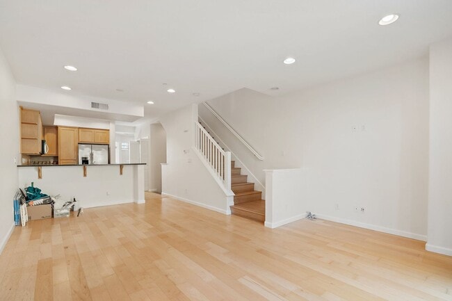 Building Photo - SPACIOUS LUXURY UNIT IN BERRYESSA NEAR SCE...