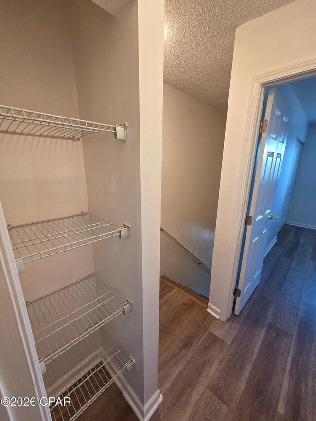 Building Photo - 6329 Omoko St