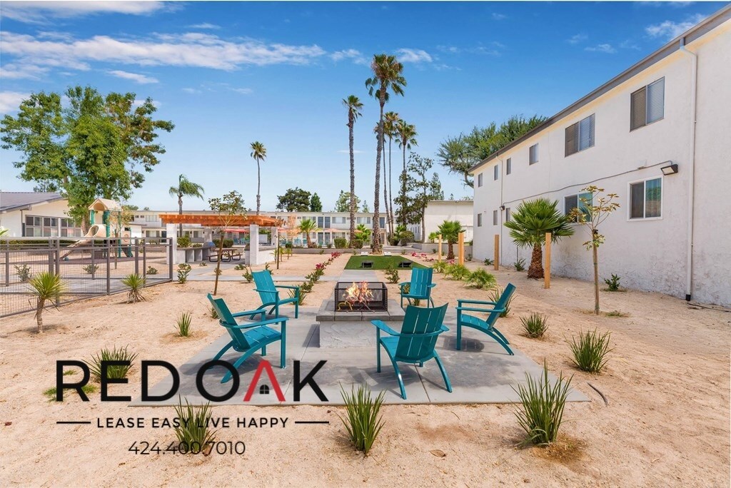 Building Photo - 13325 Heacock St