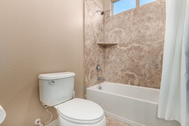 Building Photo - 3132 E Athena Ct