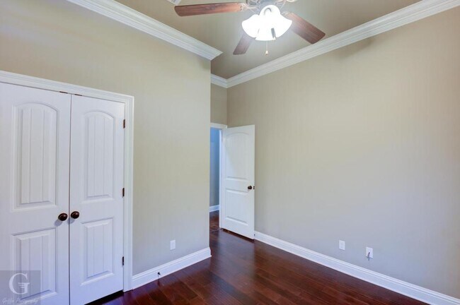 Building Photo - 3038 Sagefield Ln